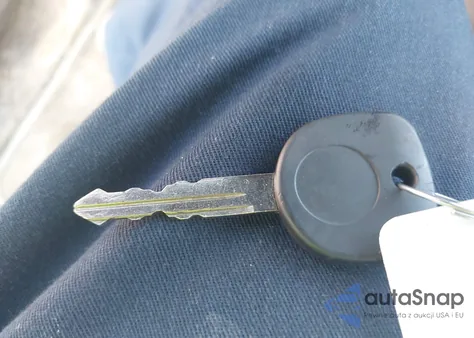 1998 Chevrolet Malibu Ls z USA, uszkodzony, nr VIN 1G1NE52M2WY190553